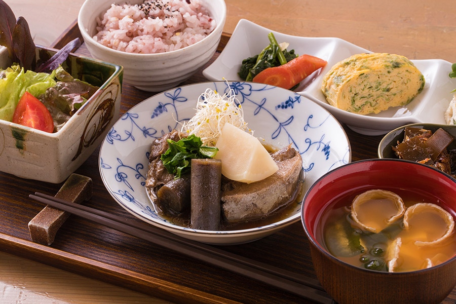 選んでたのしむ「にの」のランチ